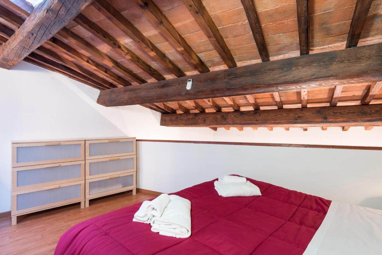 Lovely Loft 2 Steps From The Cathedral In Florenţa Exterior foto